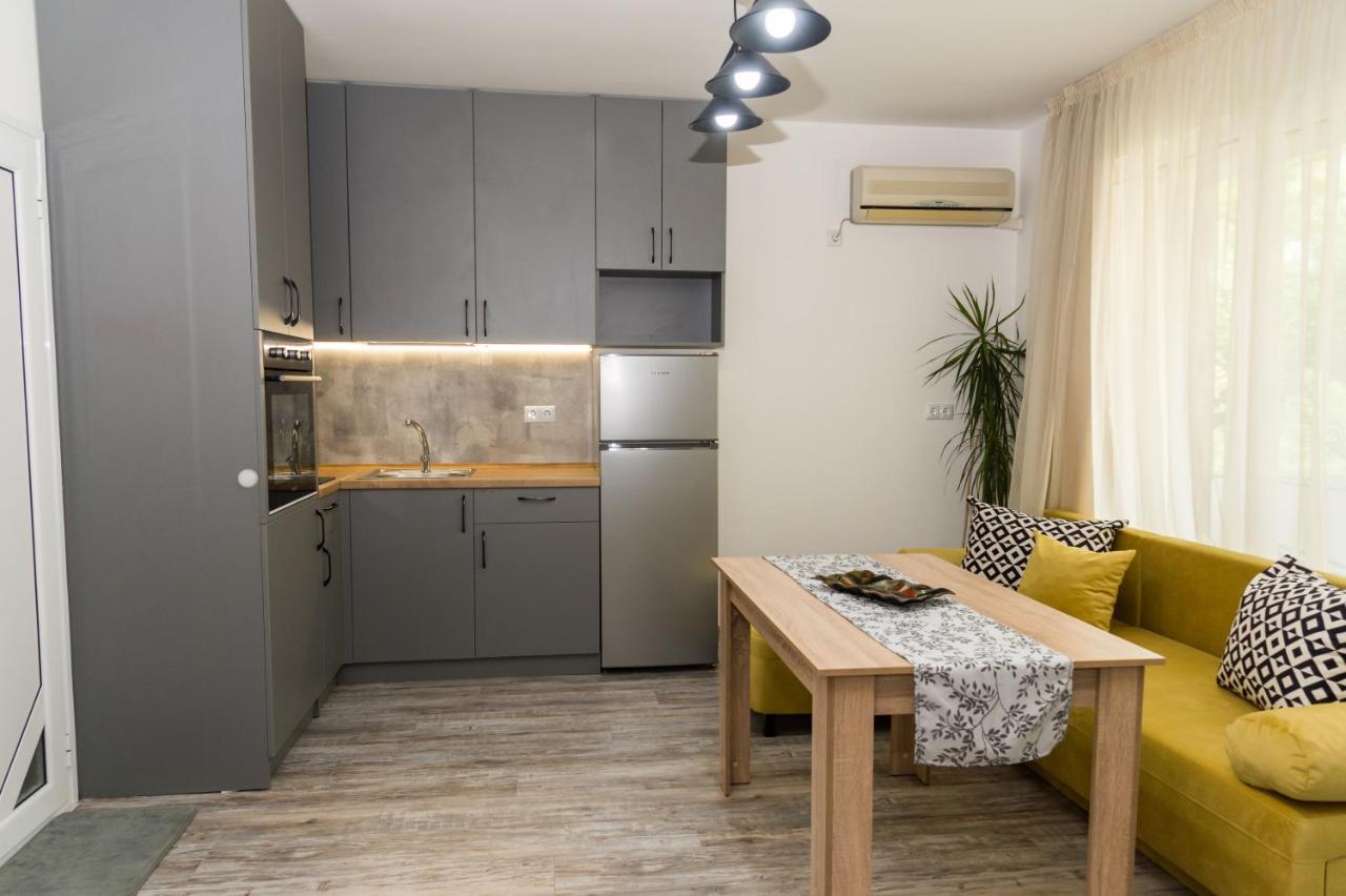 Alagen Apartments Burgas Exterior photo